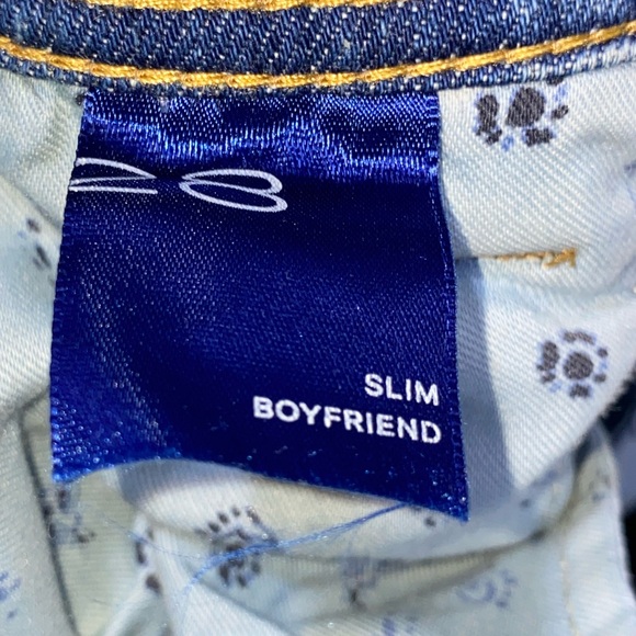 Anthropologie Pilcro Slim Boyfriend Jeans - Mid-Rise Cropped - Size 28 - Picture 6 of 6